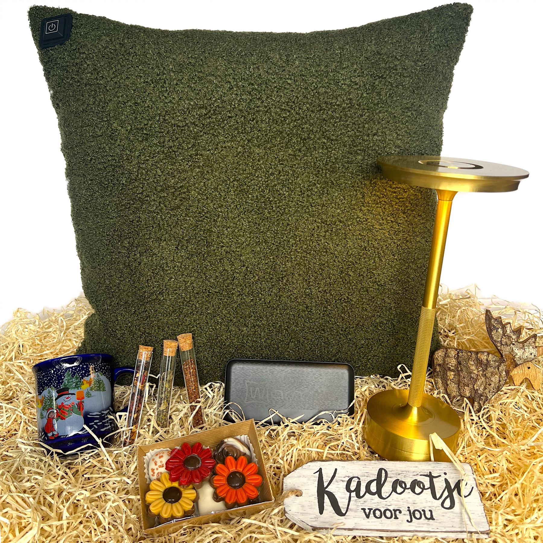 Warmpi Christmas package with heating pillow, powerbank and gift items